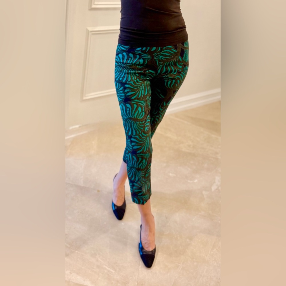 PIAZZA SEMPIONE  Teal , navy and dark brown Patterned Cropped Pants, Size 40 (S) - Picture 4 of 15